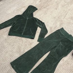 Aerie Velour Track Suit Dark Green size medium